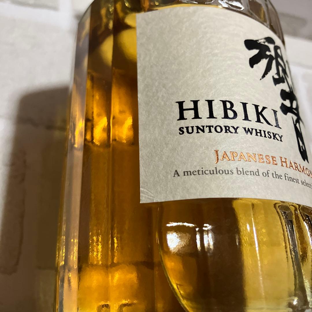 【新品未開封】正規品 サントリー響 ジャパニーズハーモニー ウイスキー700ml
