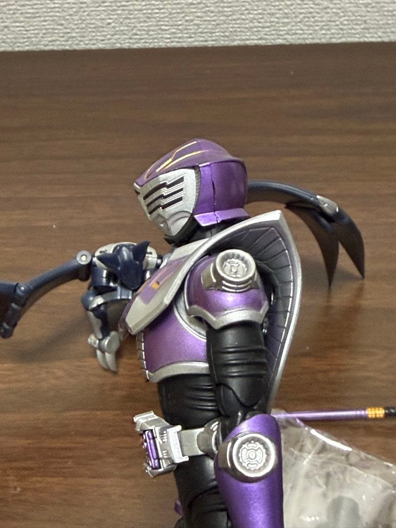 S.H.Figuarts 仮面ライダー王蛇&ナイト 2種セット