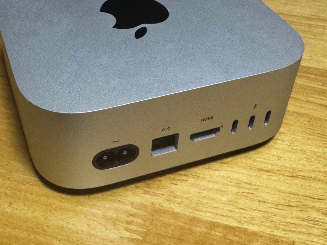 Mac mini m4 メモリ16GB SSD 256GB