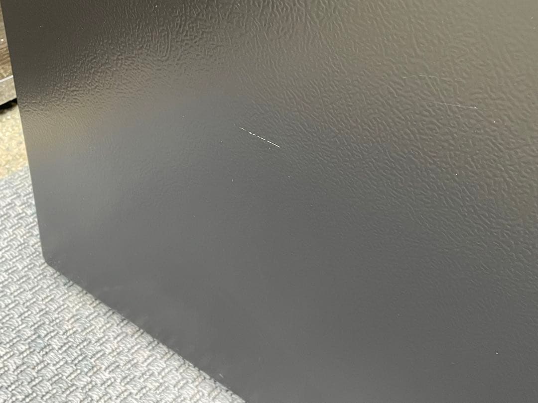 使用1年未満　東芝3ドア冷蔵庫　GR-V33SC　326L　2024年製