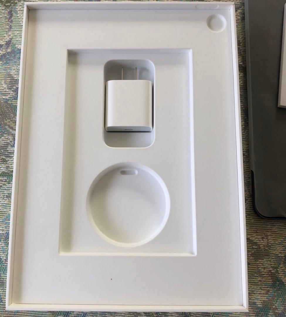 Apple iPad Air （第5世代）64GB Blue 本体