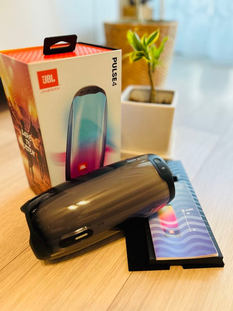 ✨美品JBL PULSE 4 ポータブルBluetoothスピーカー ブラック