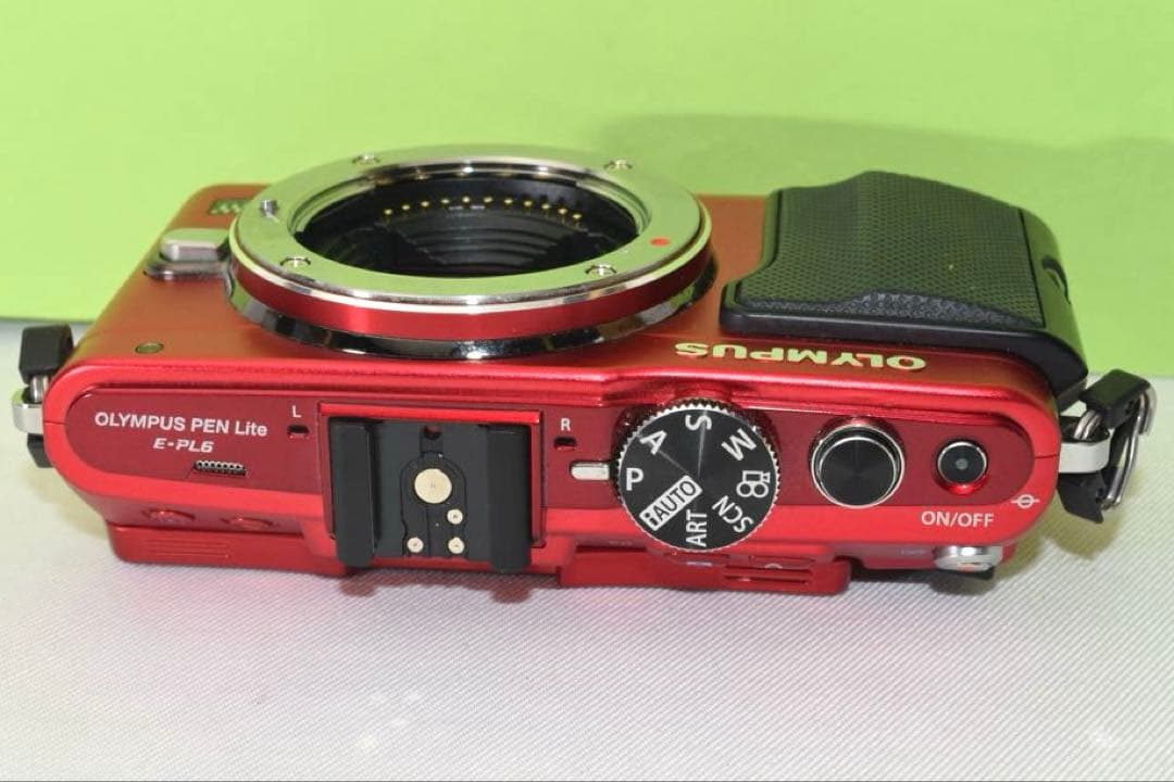 OLYMPUS E-PL6 ☆送料無料☆