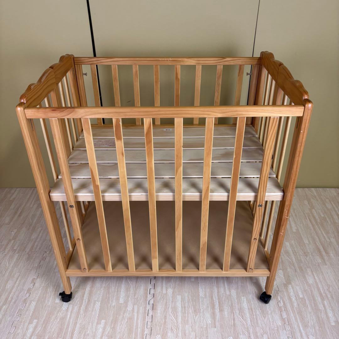 ☆除菌清掃済☆　大和屋　パタン　折りたたみミニベビーベッド　すのこ　ナチュラル