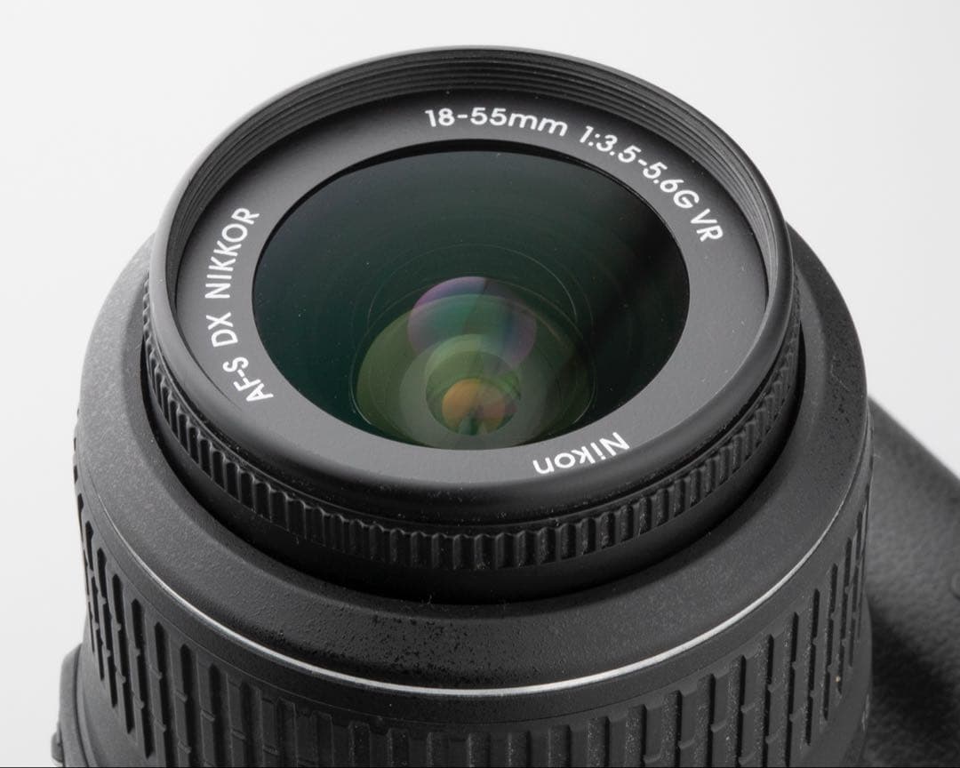 ニコン Nikon D3200+AF-S18-55/3.5-5.6G VR中古品