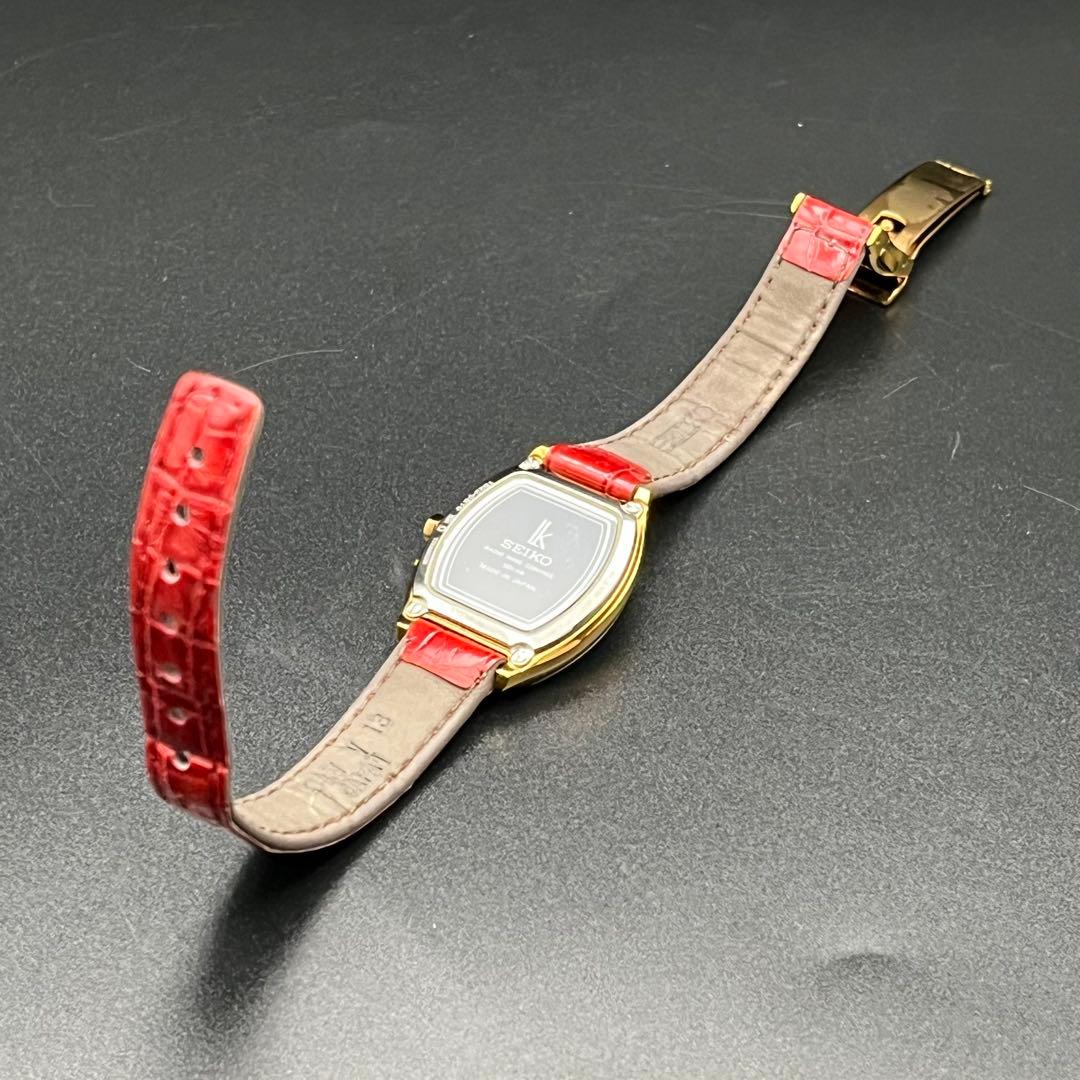 稼動 腕時計　SEIKO lk セイコー　ルキア　電波ソーラー　フラワー　D75