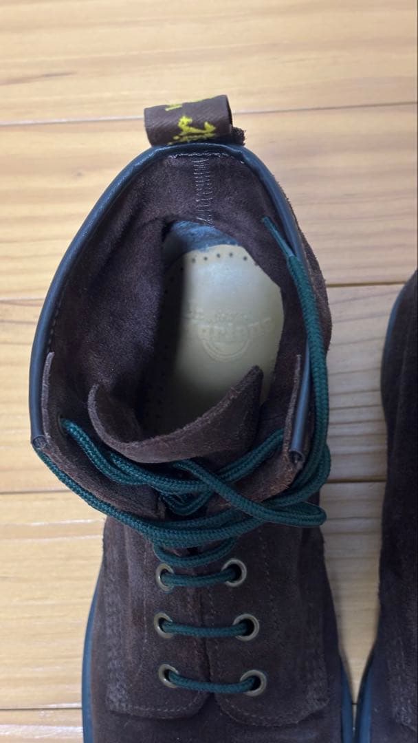 a*2様 ドクターマーチン　8ホール　UK8 EU42 スエード　ブーツ　ブラウ