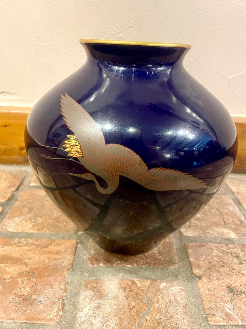 壺　有田焼　花瓶　瑠璃色　青　鶴　希少　縁起物　旧蔵出　アンティーク　骨董品