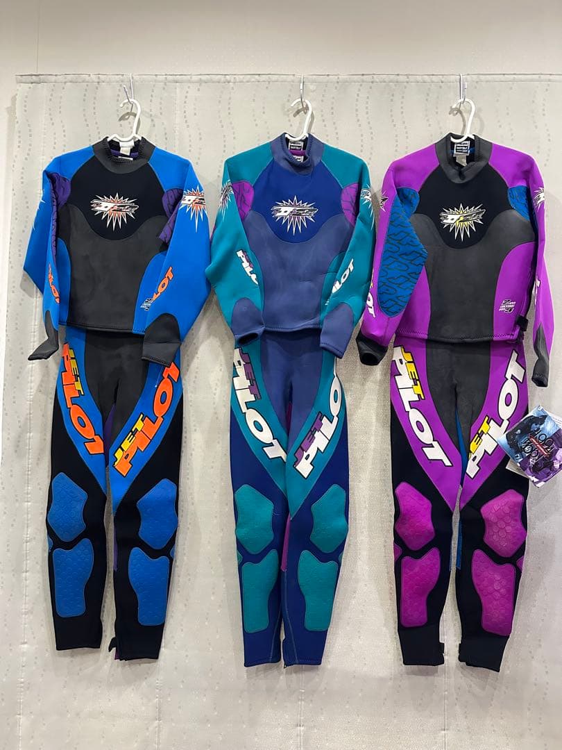 【新品・未使用】JETPILOT ウェットスーツ＆ライフジャケット セット②