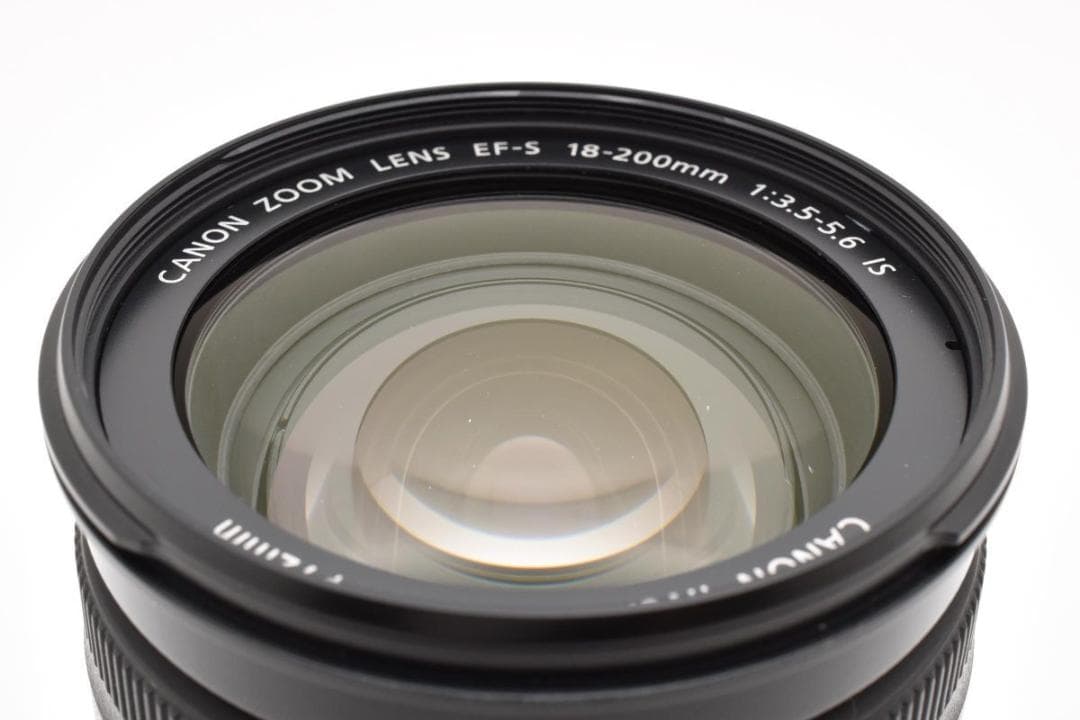 動作品　キャノン Canon EF-S 18-200mm F3.5-5.6 IS