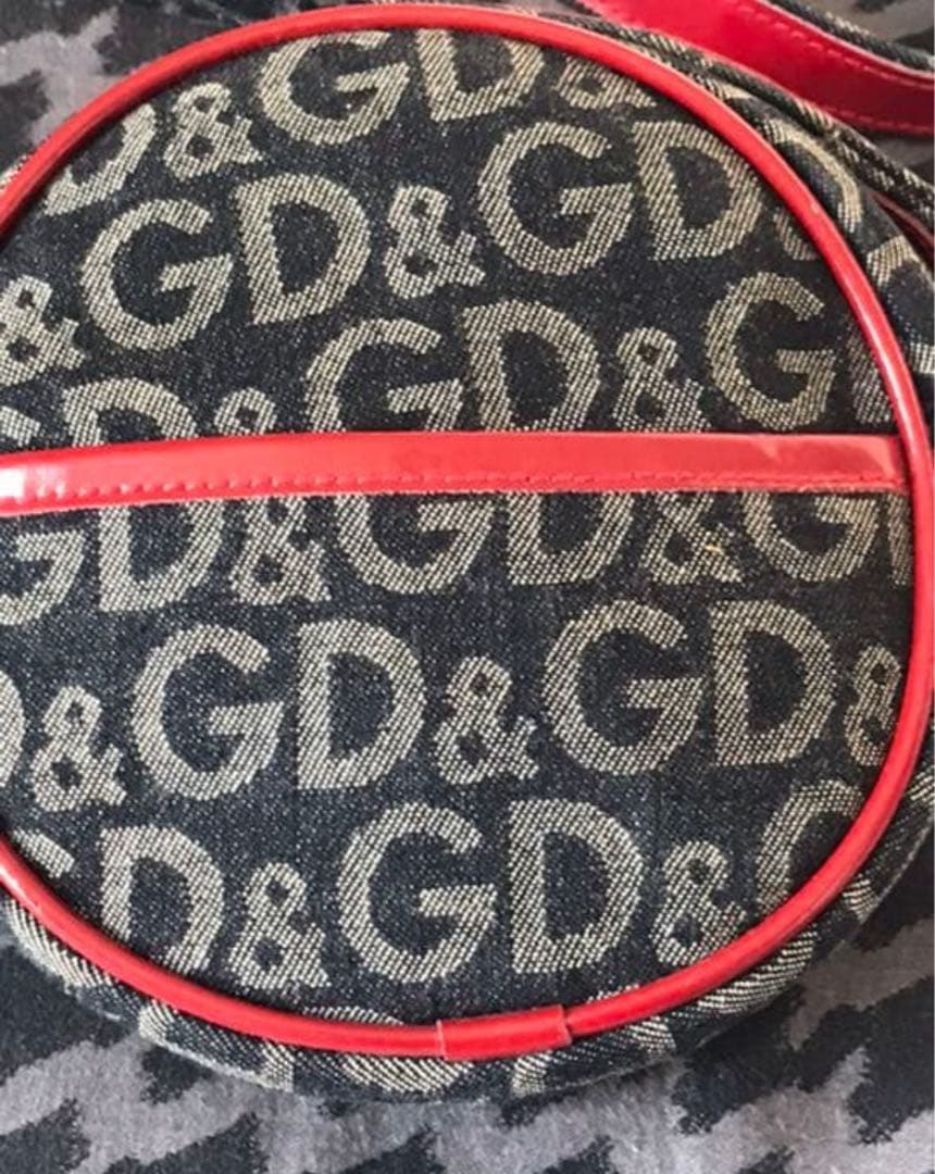 G&D 円形ショルダーバッグ ブラック/レッド