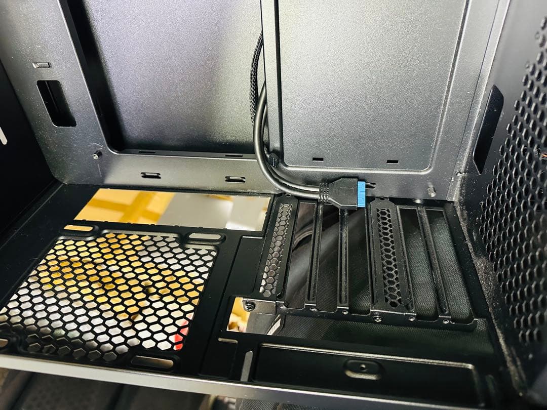 現状品ガレリアCrazy Raccoon コラボゲーミングPC透明ガラスケース