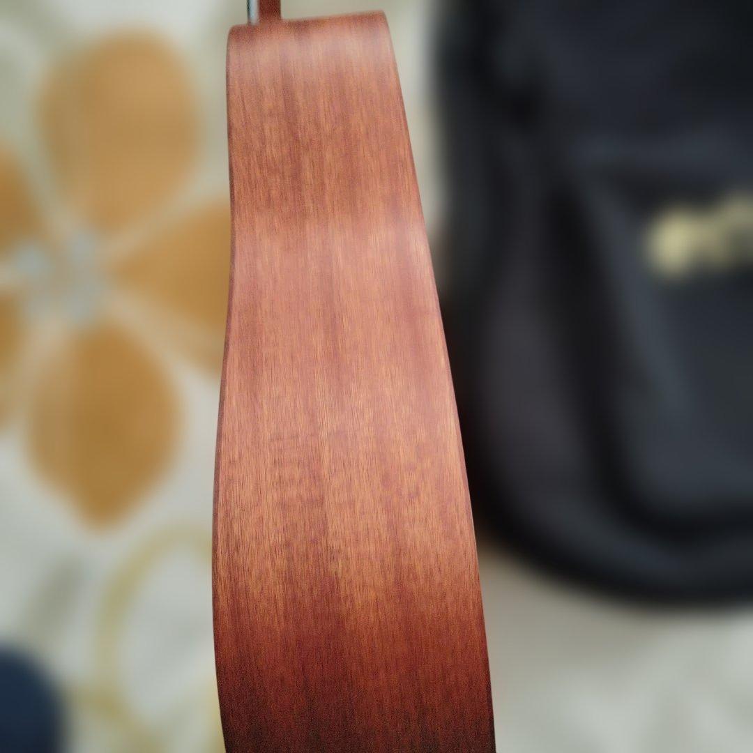 マーティンDＪR2A。オール単板（サペリ）トラベルサイズギター