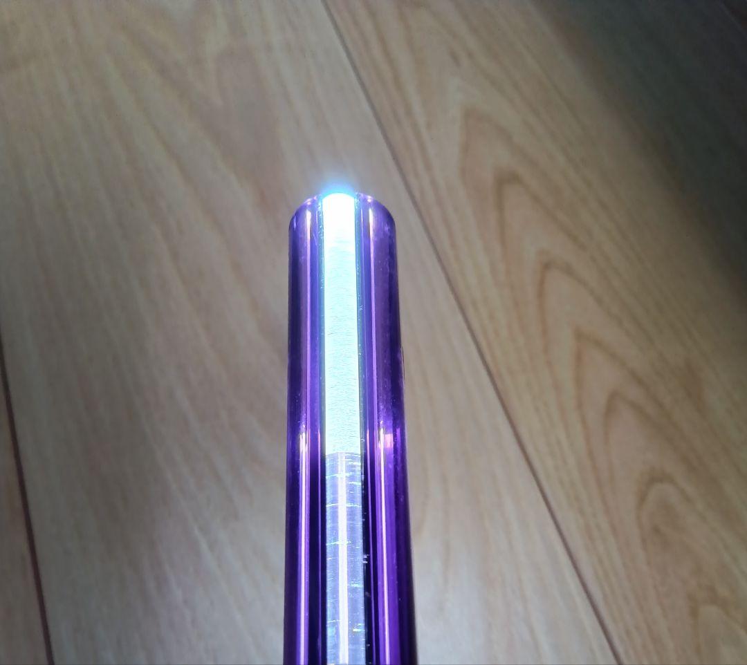 【値下げ】dyson v8 slim fluffy+ 本体　付属品　スタンド付き