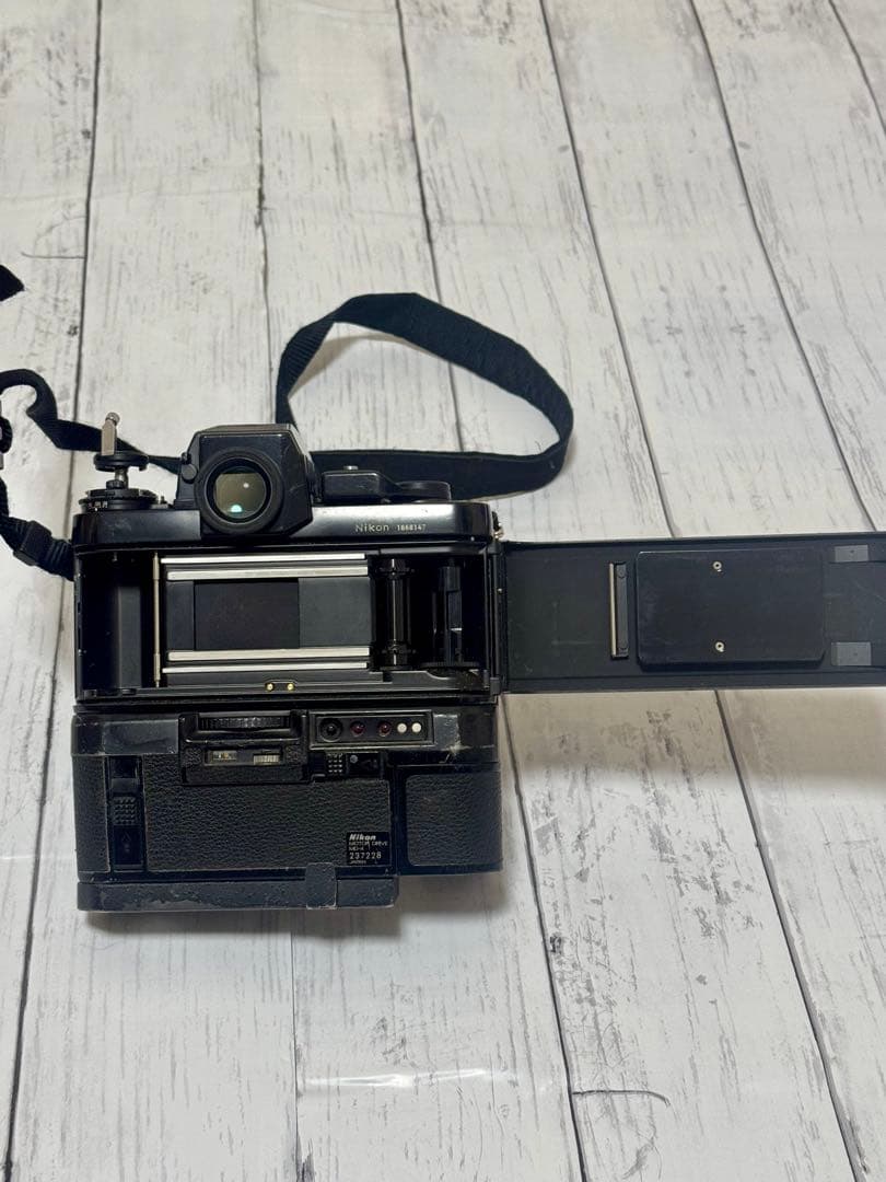 Nikon F3 HP 一眼レフ フィルムカメラ レトロ MD-4