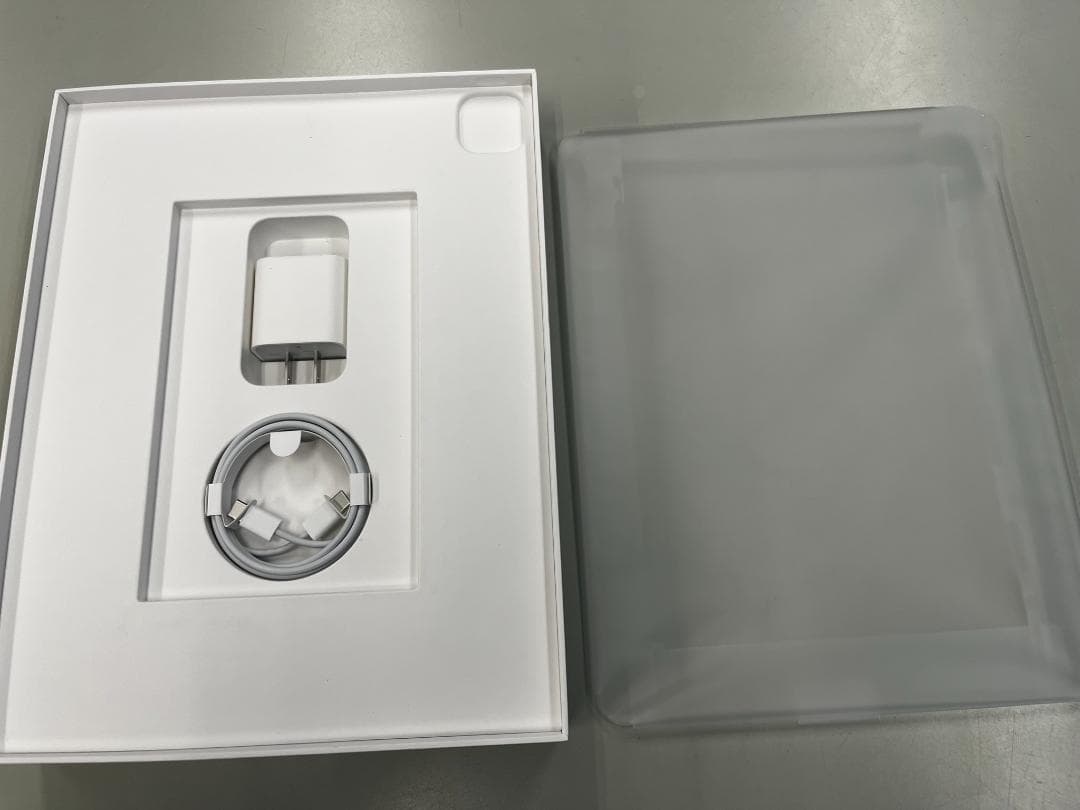 超美品 iPad Pro 12.9インチ 第5世代 128GB シルバー