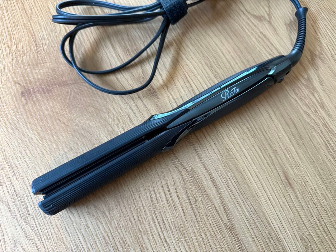 【公式ストア限定】 リファ ストレートアイロン プロ　ブラック