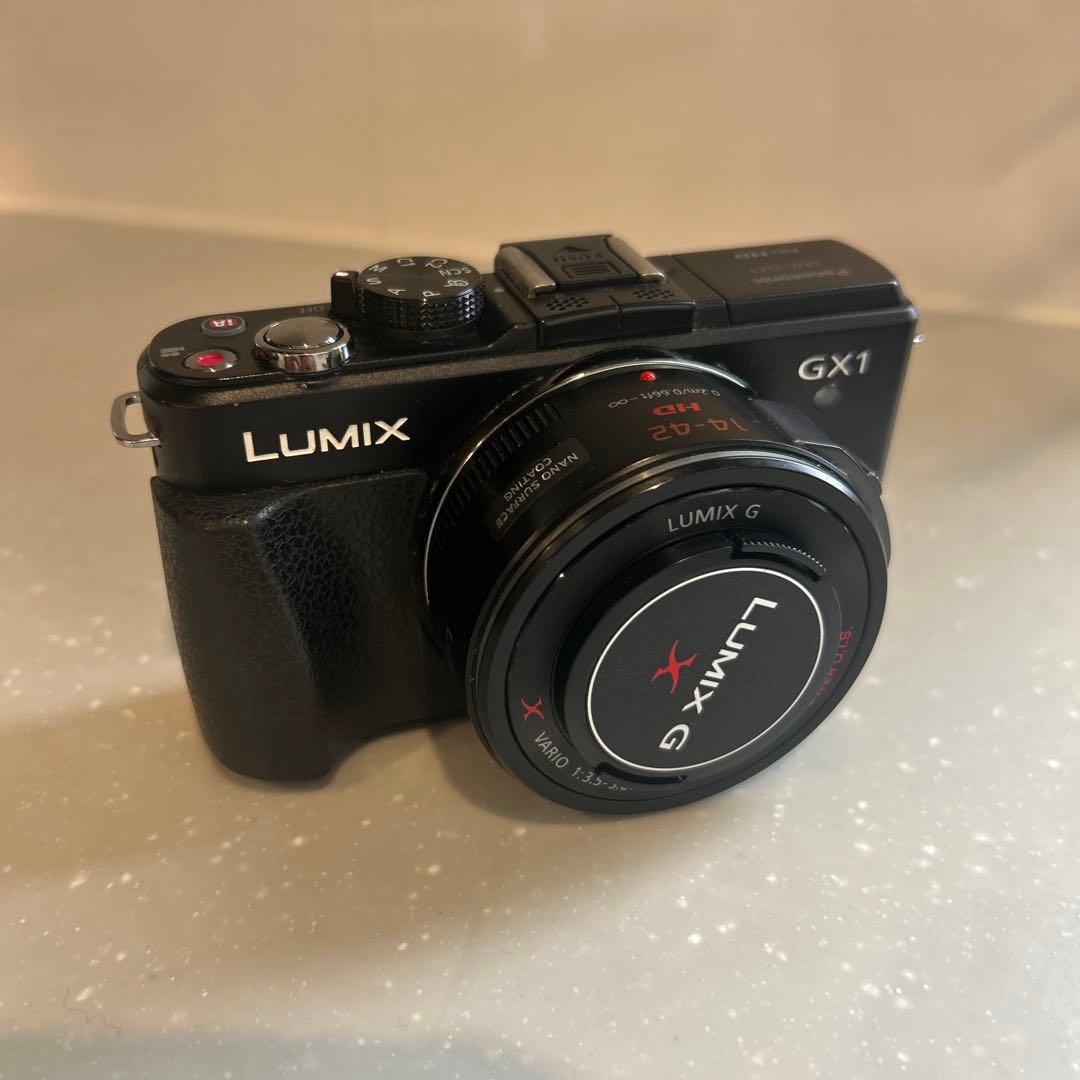 n*f様 LUMIX GX1 ミラーレスカメラ 14-42mm電動レンズ付き