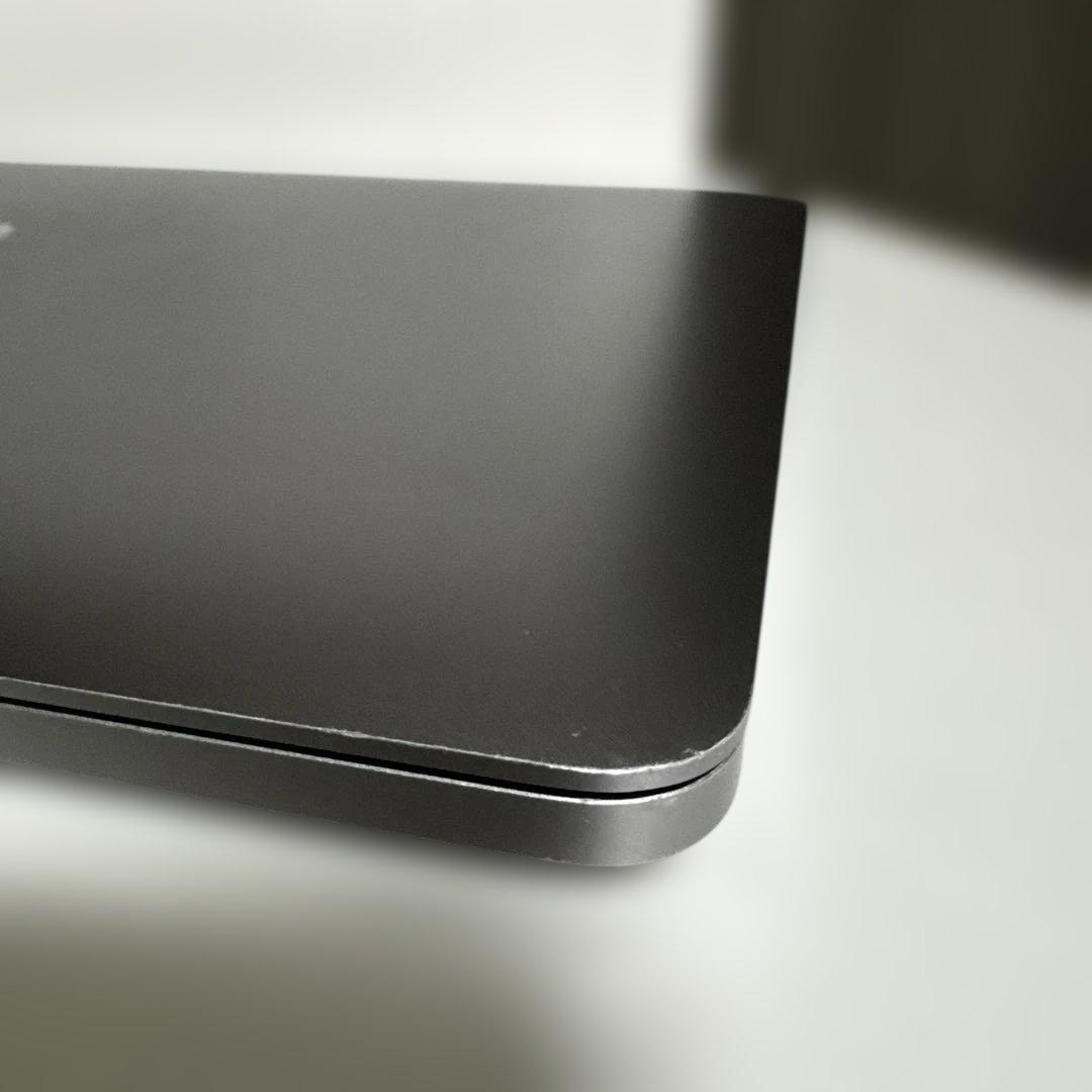 MacBook本体 MacBook Pro 13-inch 2019 i5 8GB 256GB