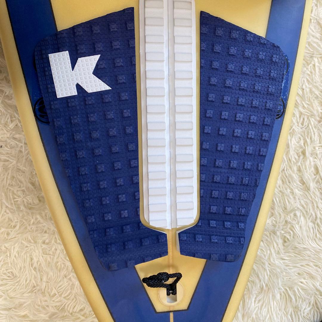 良品　サーフボード　ショートボード　クリーム　ブルー　ブラック　ケース付き