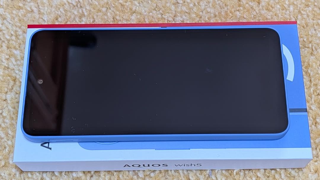 AQUOS wish5 SH-52F　ミソラ