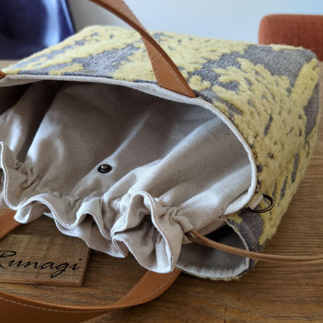 【1568】あおりポケットの巾着バッグ＊ミナペルホネン