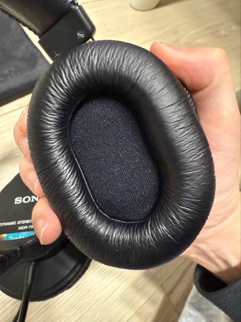 SONY MDR-7506 スタジオモニターヘッドホン