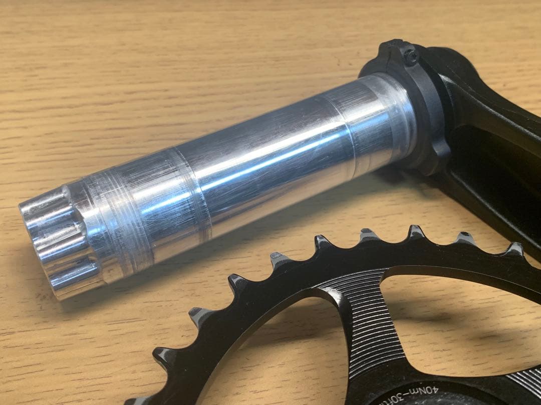 レースフェース　タービンクランク　175mm　中古