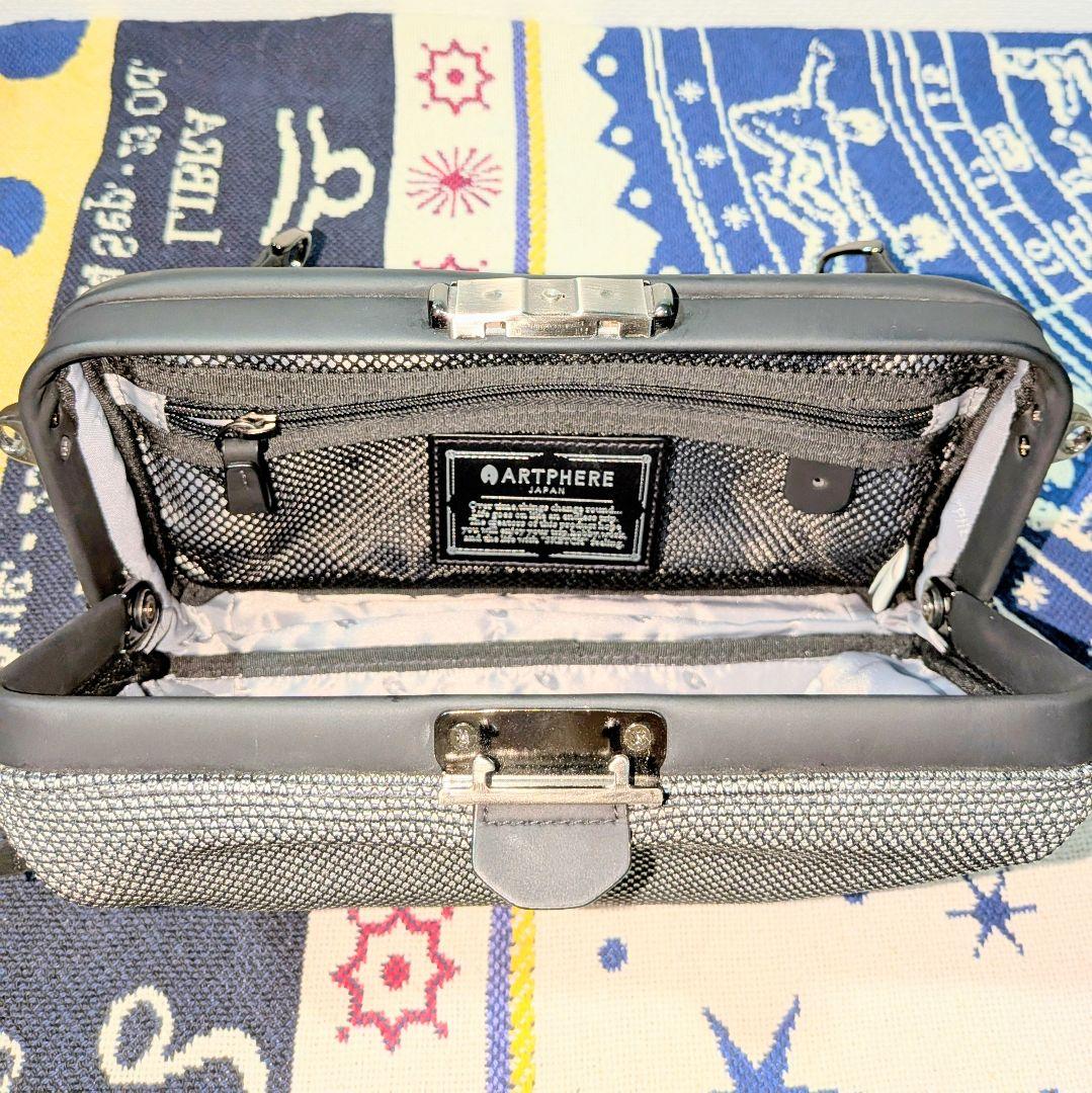 極美品　ARTPHERE アートフィアー　ダレス ショルダーバッグ ネイビー